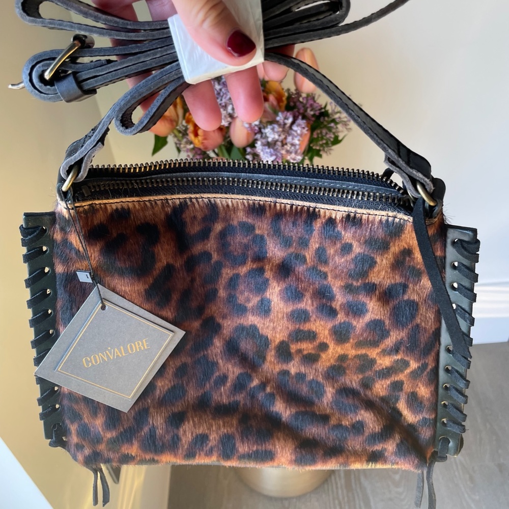 BRAND NEW (DUST BAG INCLUDED TOO) CONVALORE EVERYDAY CROSSBODY IN LEOPARD